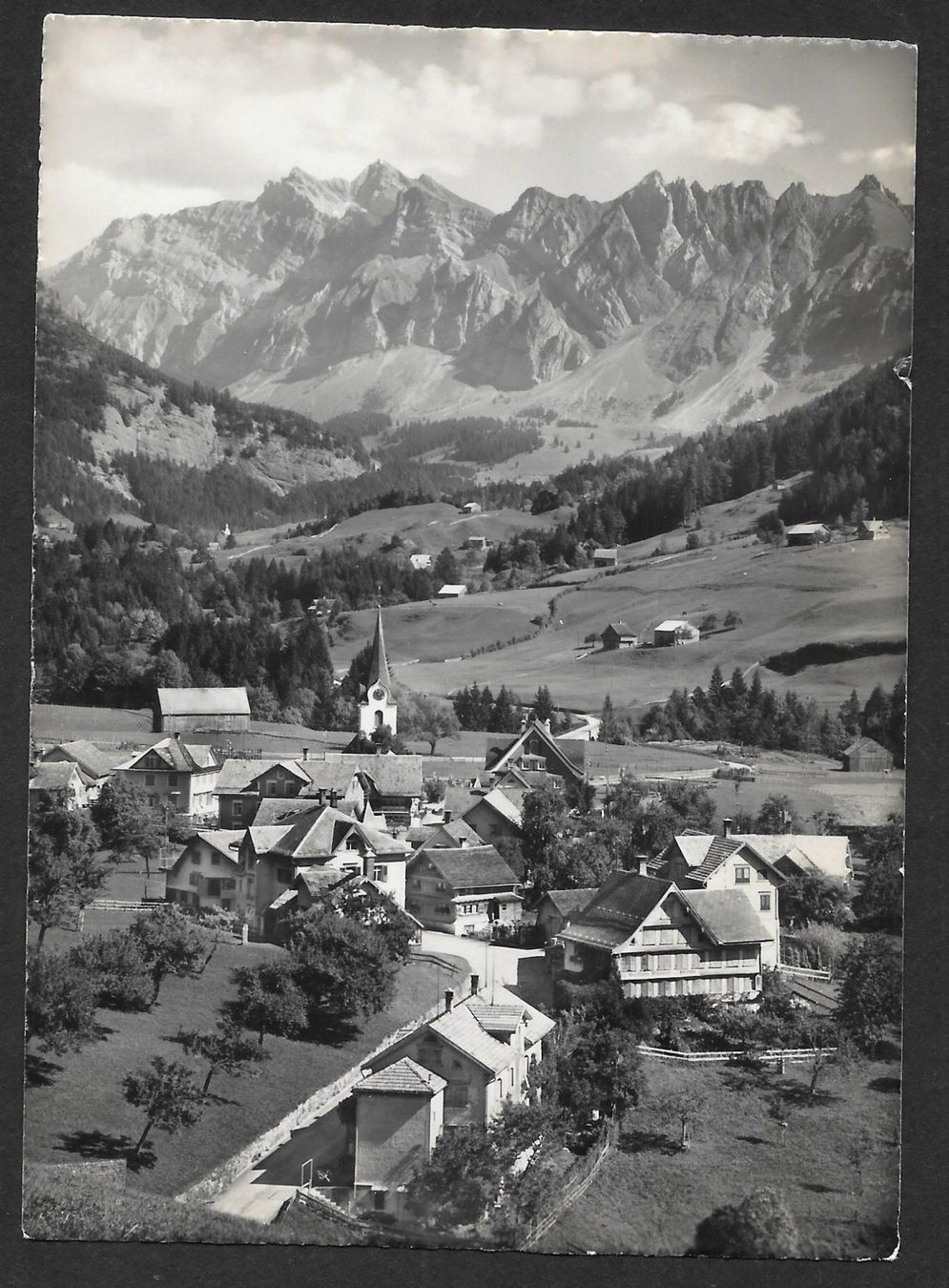 Cartoline postali: Ennetbühl Teilansicht mit Säntis – Usato da Olten venduto da clotaldi