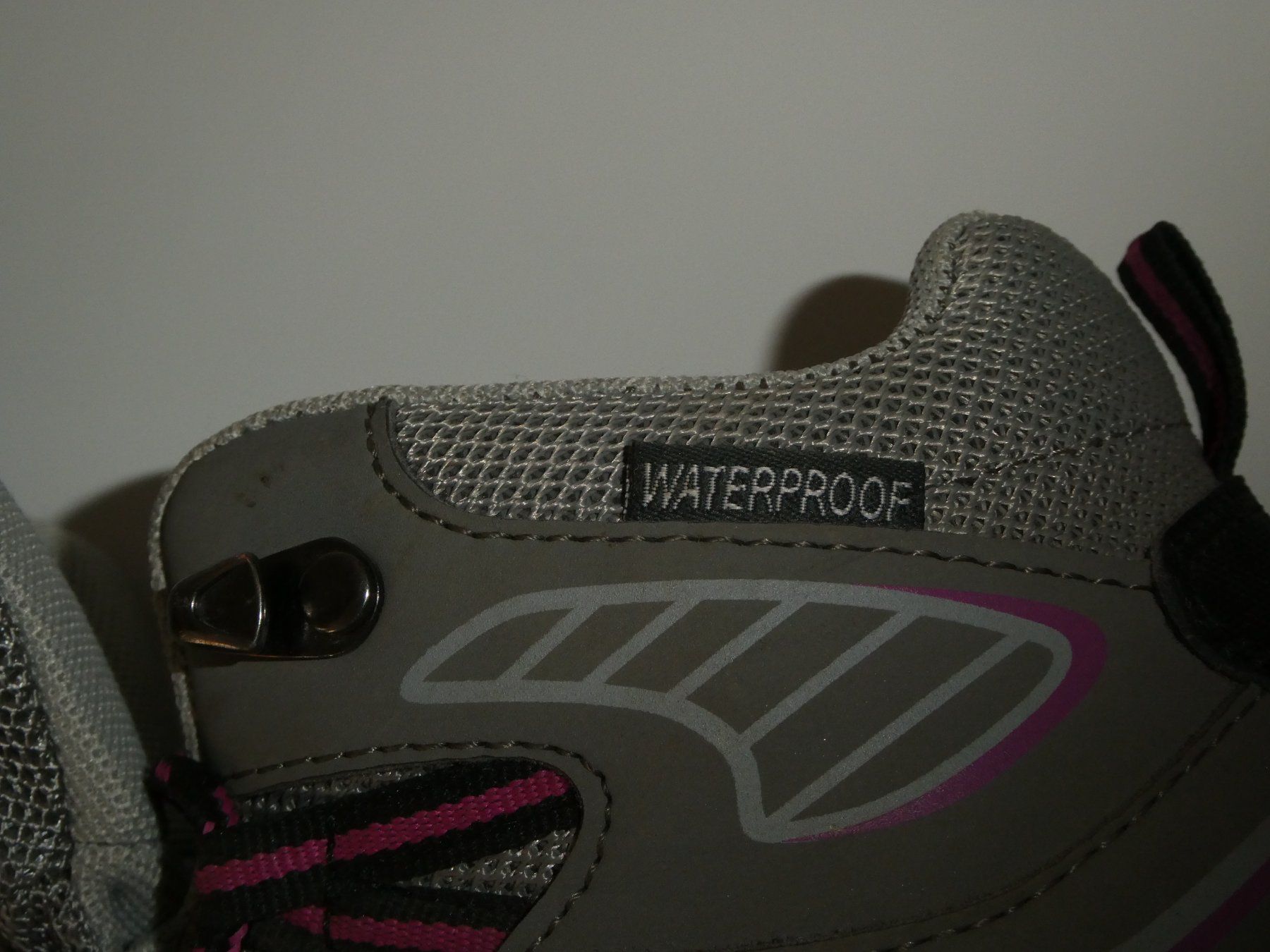 Damenschuhe: Wanderschuh Gr. 37 – Gebraucht aus Mels von KOSL 3