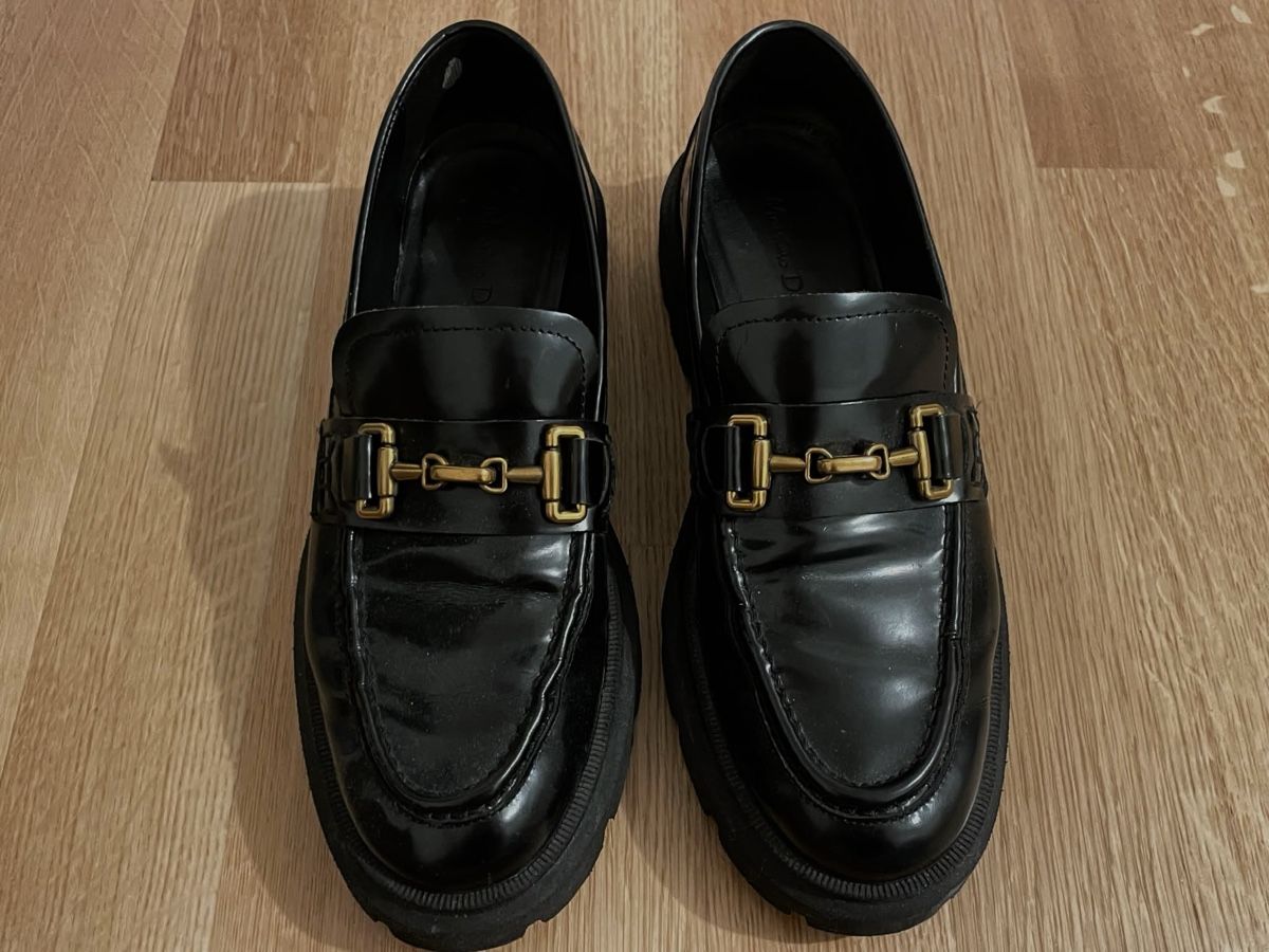 Massimo Dutti Damenschuhe: Black loafers massimo dutti – Gebraucht aus Genève von toandfrom 2