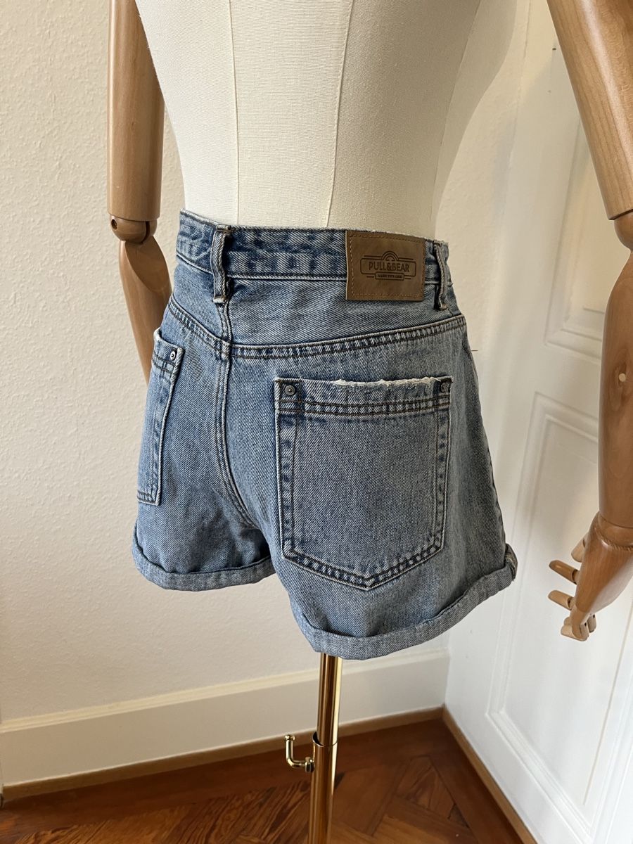 Pull&Bear Pantalons: Pull&Bear distressed denim shorts, size 38, summer looked – D'occasion à Mies par Nib2011 4