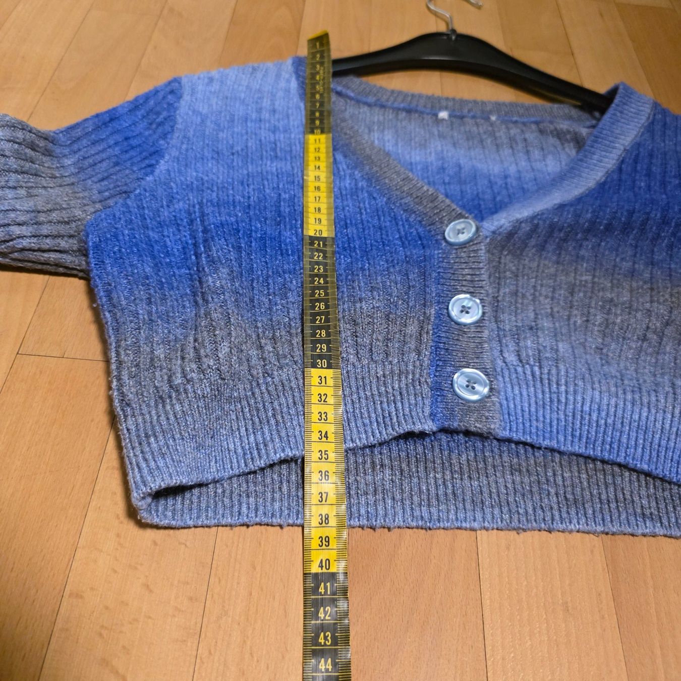 Jacken: Kurze Strickjacke – warm und modern – Gebraucht aus Wald ZH von CapLux 6