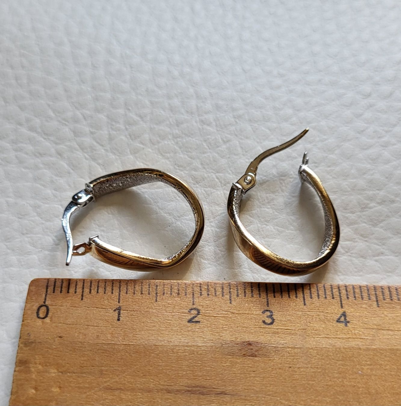 Orecchini pendenti & Orecchini a lobo: Gold Ohrringe – Usato da Wald ZH venduto da Dasilver 1