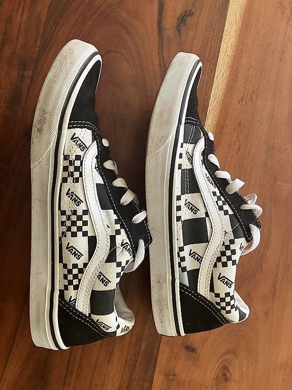 Vans Herrenschuhe: Vans Schuhe – Gebraucht aus Winterthur von horvath09 1
