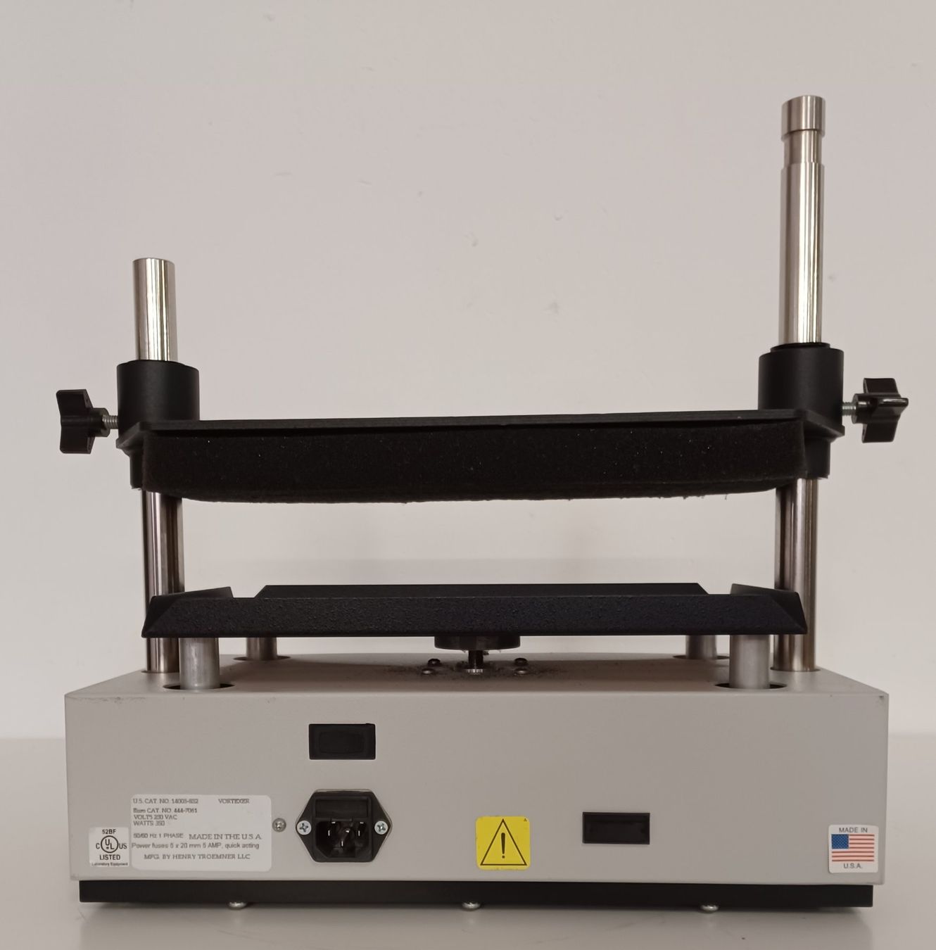 Tutte le macchine: VWR DVX-2500 Multi-Tube Vortexer – Usato da Niederdorf venduto da LeptonAG_Labor 2
