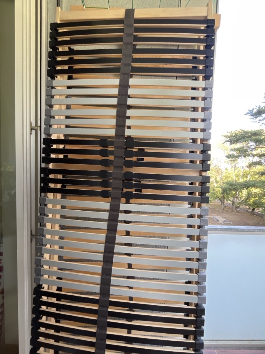 Sommiers: Lattenrost 2 mal 70x200 cm – D'occasion à Basel par hyuni