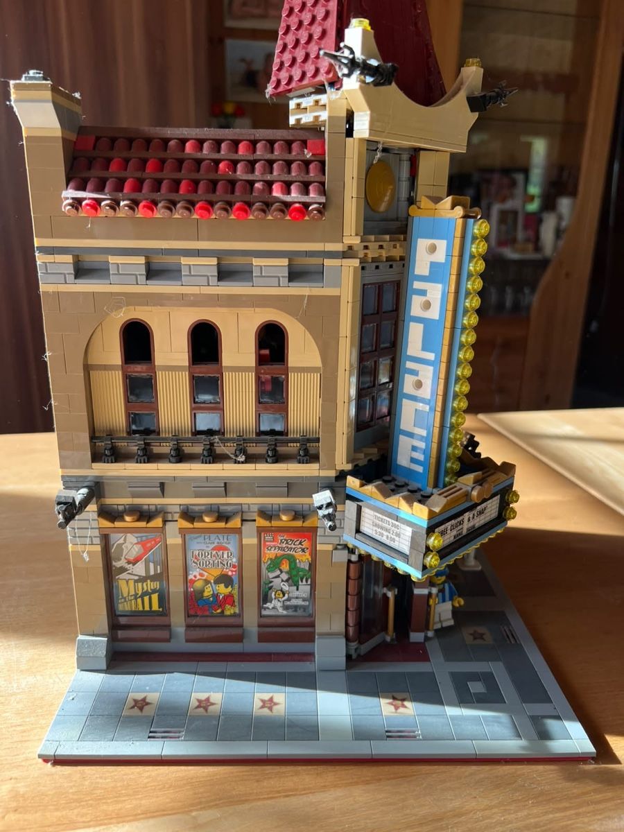 Kit di costruzioni: Lego Creator Expert Palace Cinema 10232  – Usato da Wattwil venduto da Weinachtsmann 2