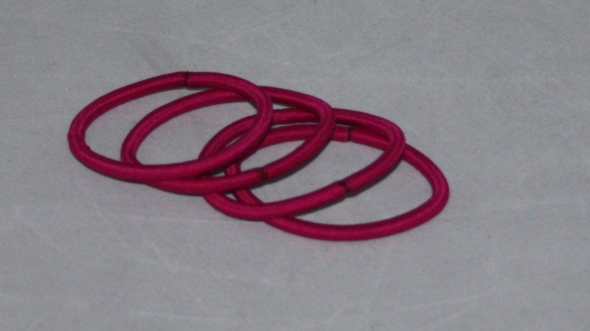 Haarschmuck: 4 Haargummi cyklame – Gebraucht aus Flüelen von Diversicum-Shop