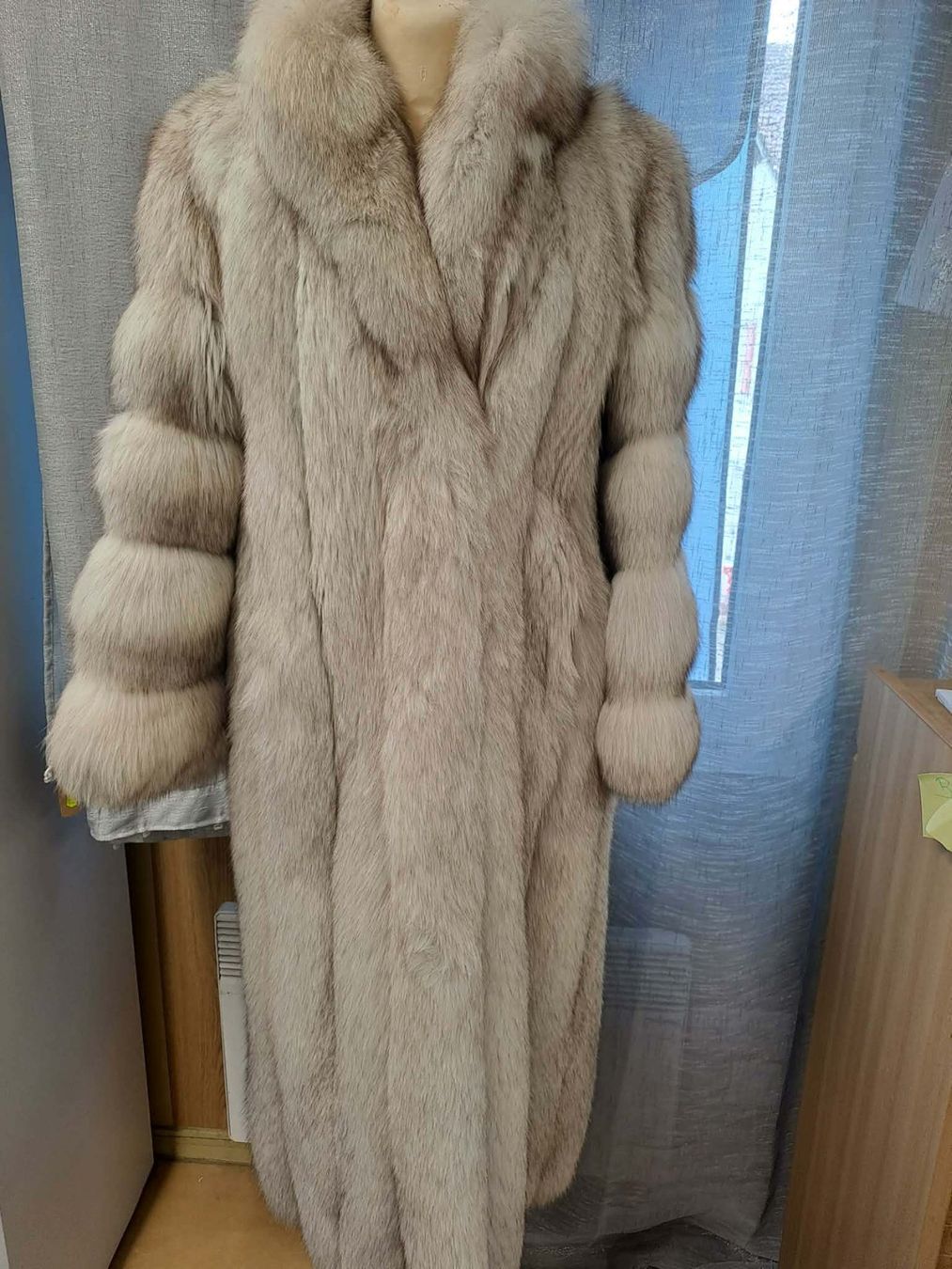 Cappotti: Manteau renaud argente – Usato da La Chaux-de-Fonds venduto da Emmaus2300CDF