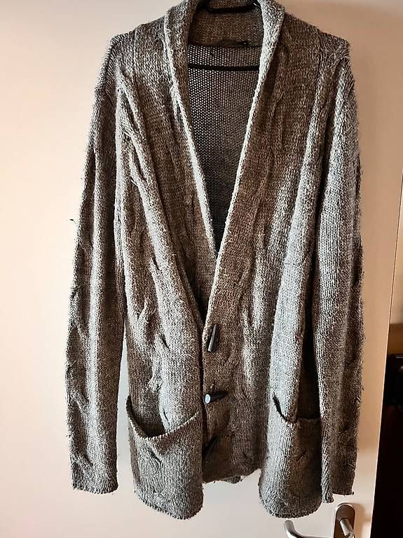Vestes: Warme Strickjacke – D'occasion à Luzern par CooperX