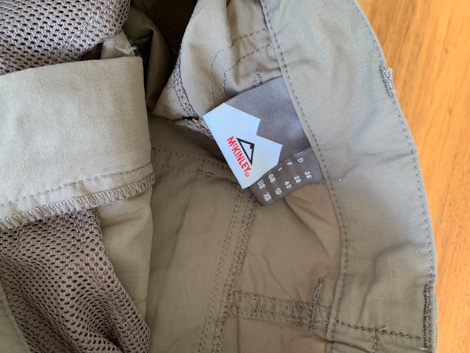 Mckinley Pantaloni: MC KINLEY Wanderhose 3/4tel Grösse 36 – Usato da Meiringen venduto da Jackwashere 2