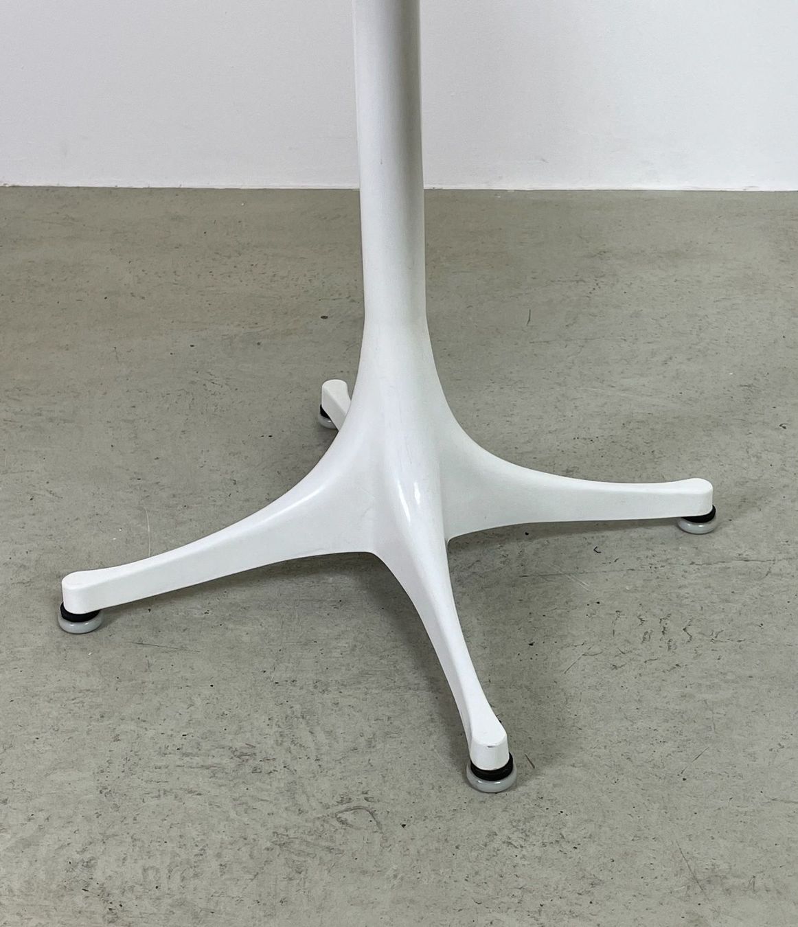 Herman Miller Tavoli: George Nelson Sofatisch Herman Miller – Usato da Basel venduto da MidMod20C 3