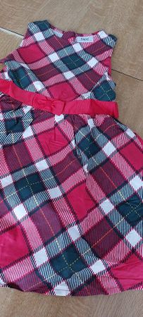 Festliches Kleid neu Grösse 104 zu verkaufen
