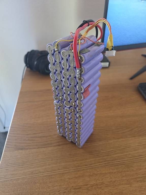 Batterie: 35000mAh 5s LiIon Akku – Usato da Hessigkofen venduto da Bschmt