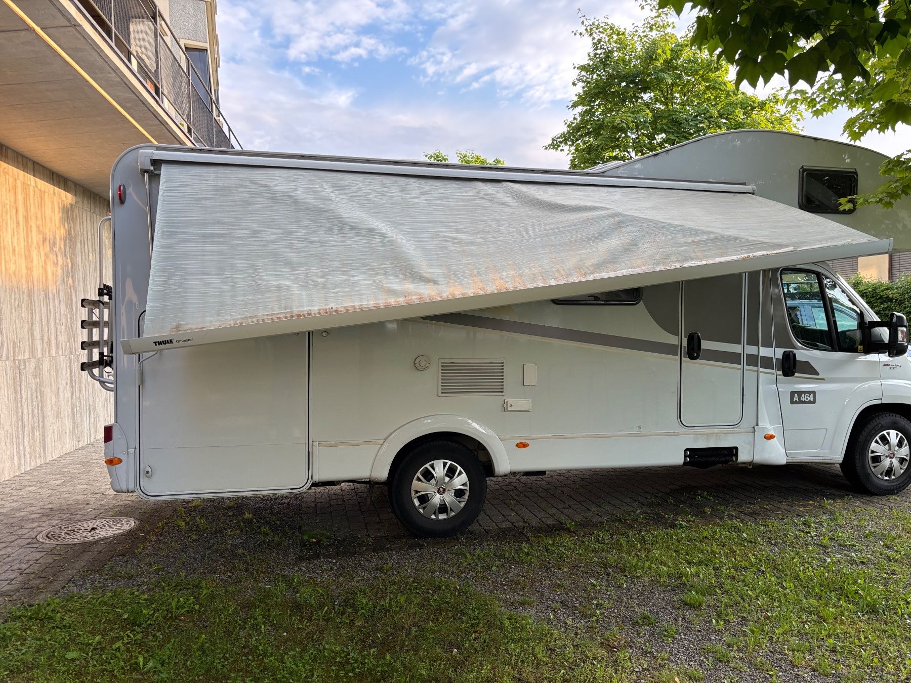 markisen seitenwände wohnmobil SHADEPLUS Sonnenschutz Seitenwand Markise, Black Mesh Seitenteil, Universal Wohnwagen Seitenteil, UV-Schutz und Sichtschutz Sunblocker Auto & Motorrad 2021moto2 COLOR:Gloss Dune White / Ashen Kids Elite Performance Swim