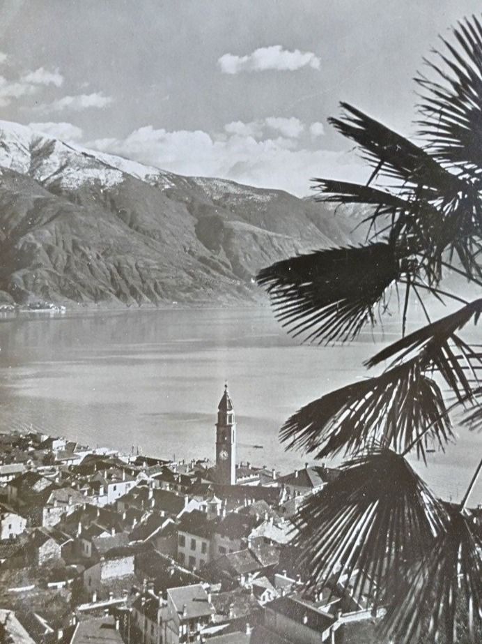 Cartoline postali: Ansichtskarte Ascona s/w 1952 – Usato da Wildhaus venduto da Hukwildhaus 1