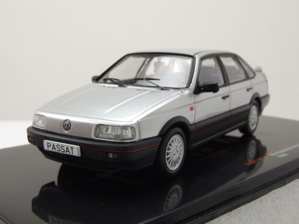 Volkswagen Modellini d'auto: VW Passat GT (1988) – Nuovo e nell'imballaggio originale da Flawil venduto da Imperiosud 4