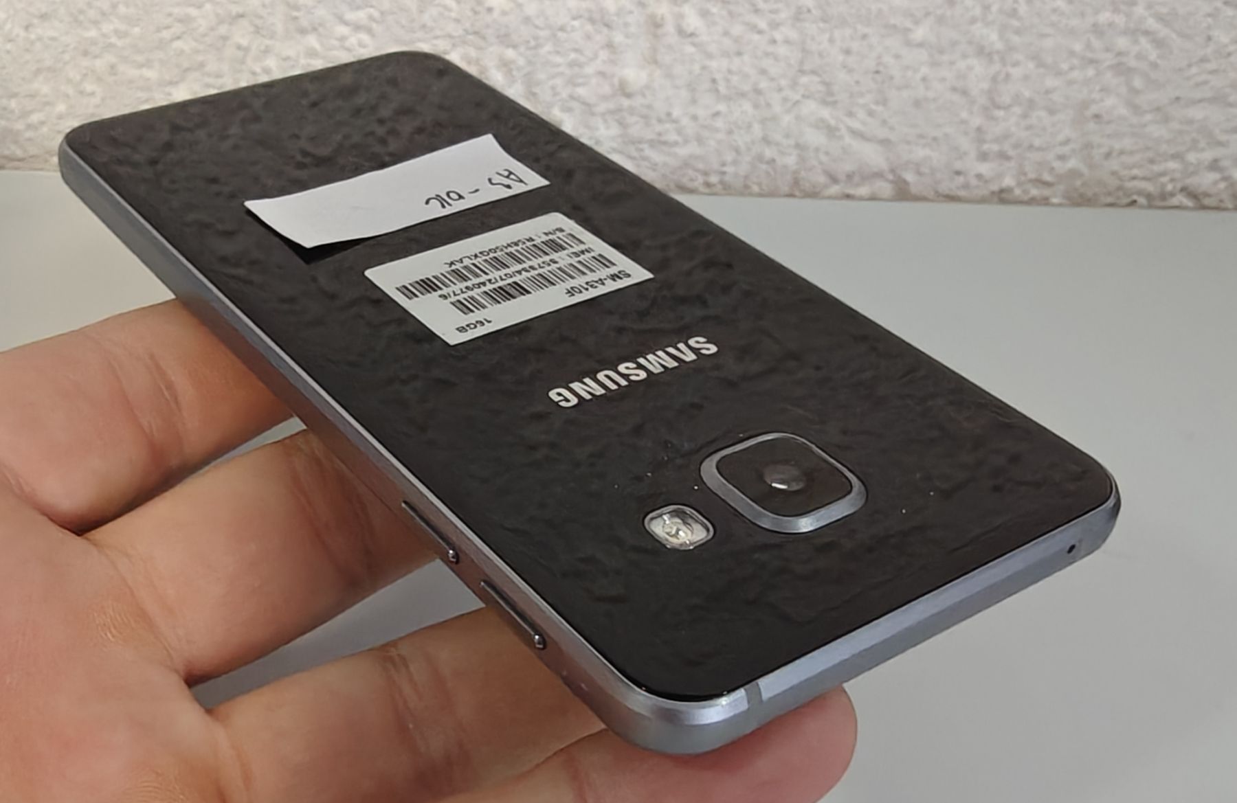 Samsung Handys / Smartphones: Samsung Galaxy A3 – Gebraucht aus Ehrendingen von Rocky985 4