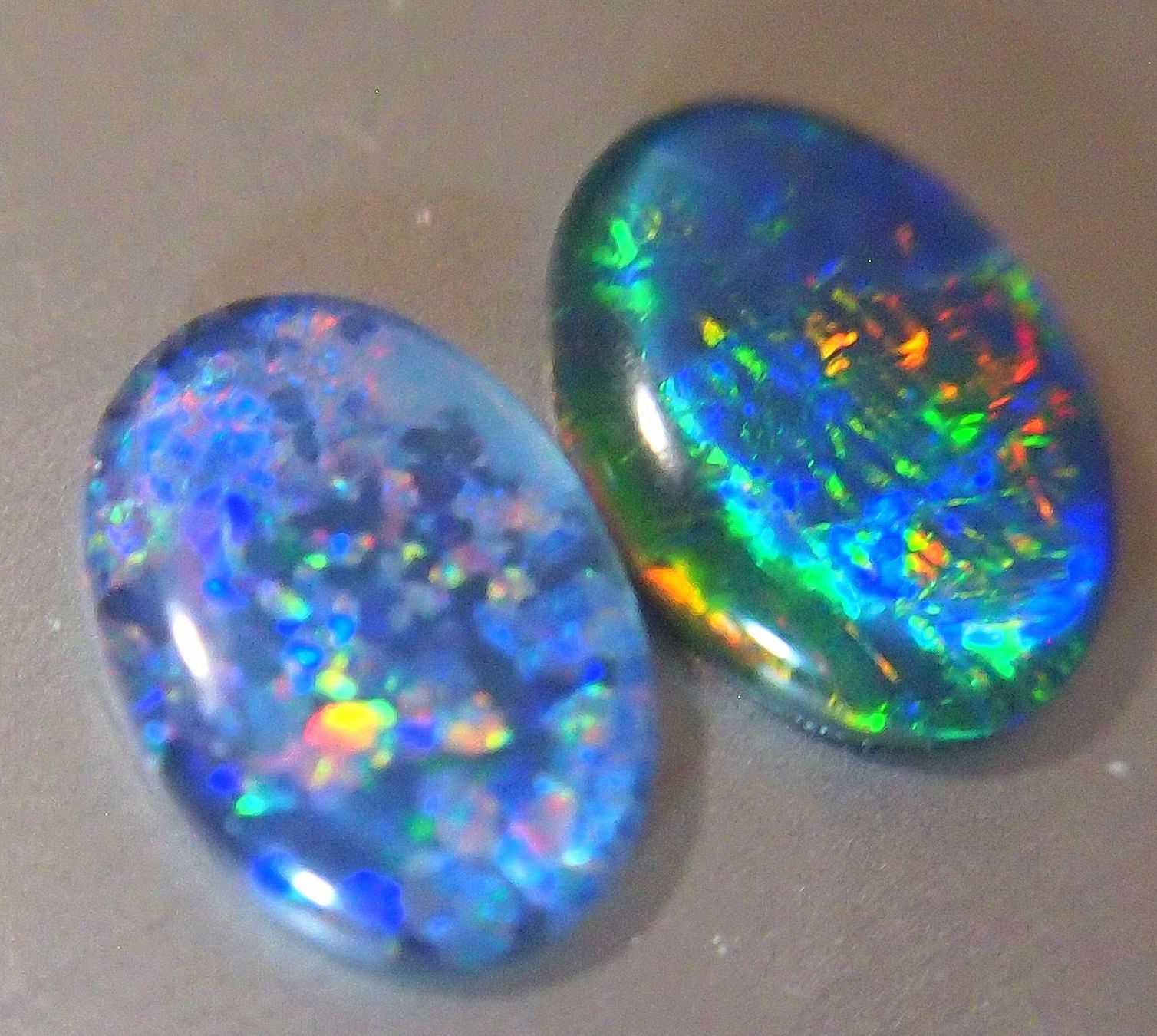 Pierres précieuses: 2 x 3,5 ct. Blackopal Triplette AAA – Neuf (Voir description) à Reinach BL par Hesekiel39 6