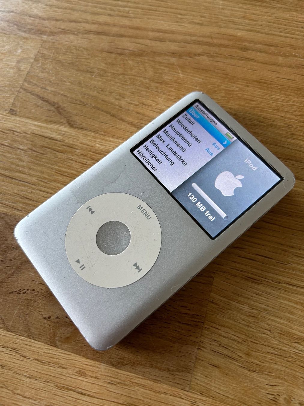 Apple Tragbarer Mediaplayer: IPod Classic 160GB – Gebraucht aus Basel von  7