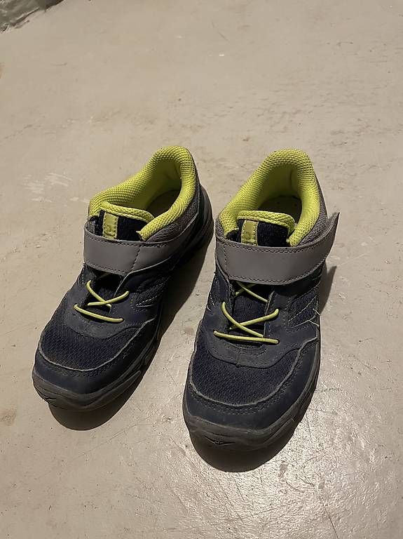 Decathlon Schuhe für Jungen: Basket quechua 32 – Gebraucht aus Grattavache von Benterra