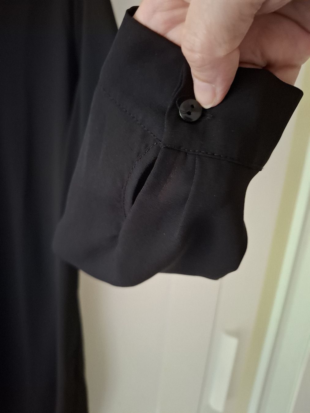 Vila Tuniche: Blusen/Kleid Grösse 40 – Usato da Leuggelbach venduto da Schreiner21 1