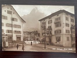 SCHWYZ Hotel Rössli, belebt, TRAM / STRASSENBAHN, 1917