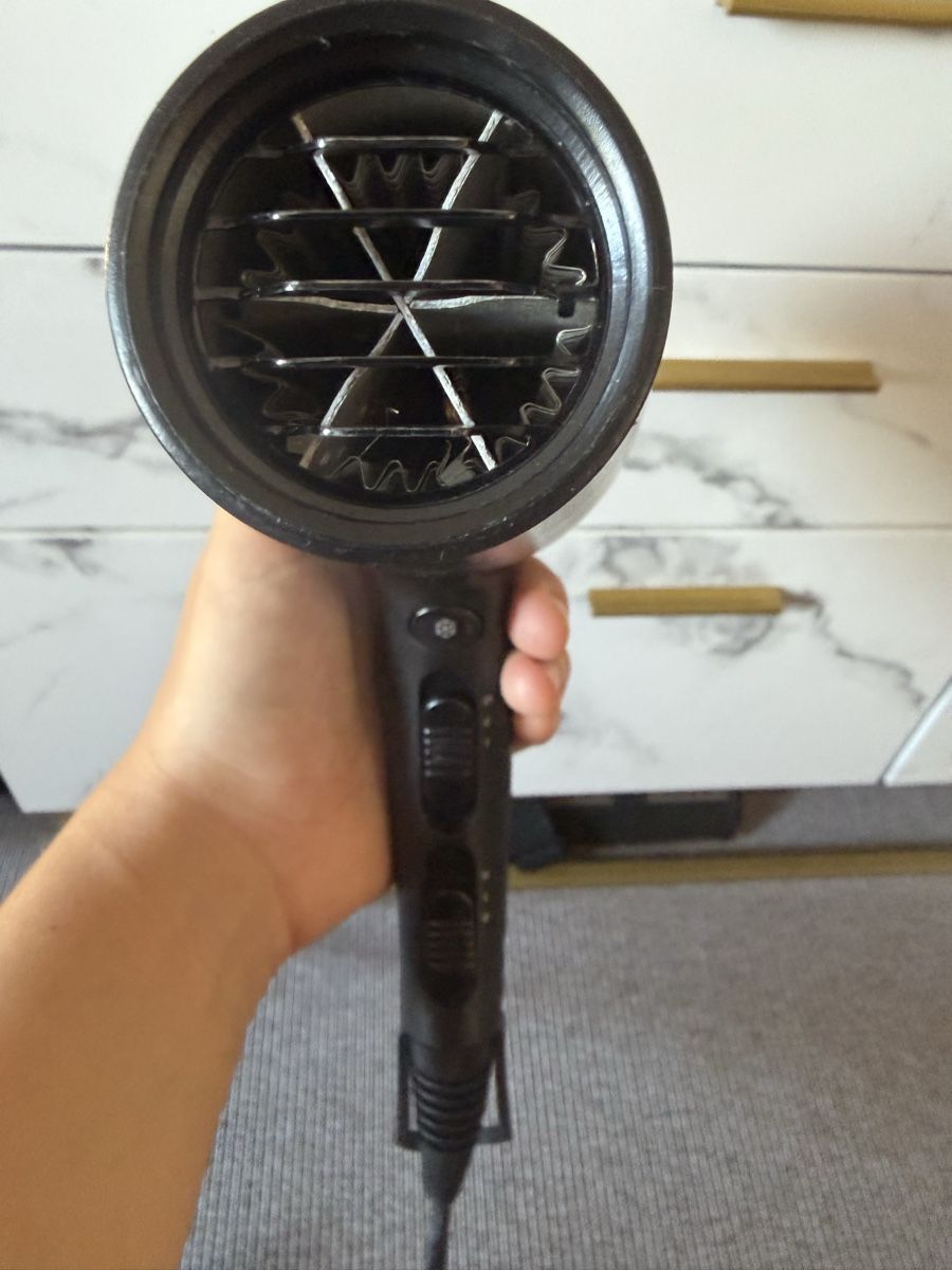 BaByliss Föhn: Haartrockner BaByliss schwarz  – Gebraucht aus Unterägeri von lisamariagrab 1