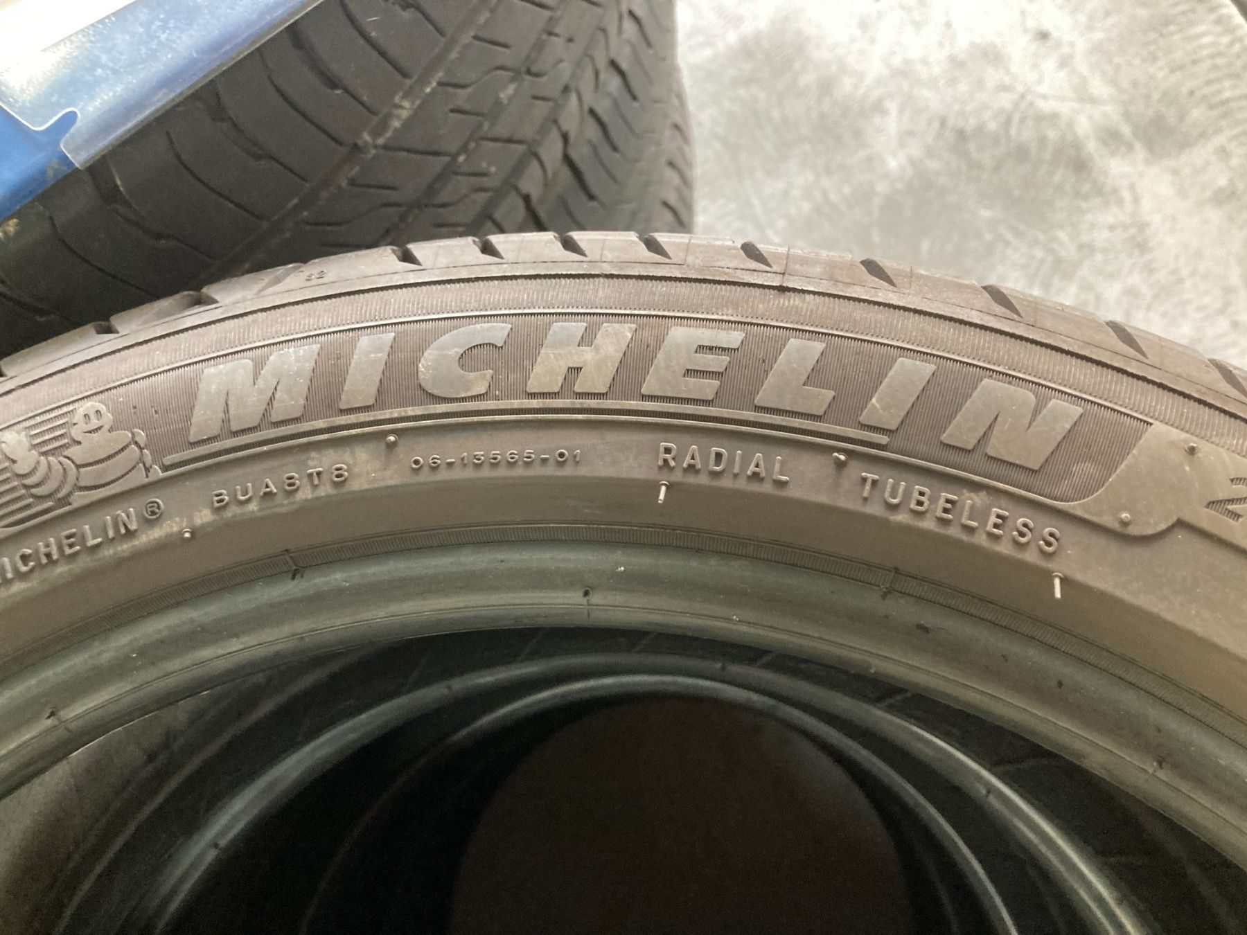 Michelin Pneus & Kompletträder: 225/45R17 Sommerpneu Michelin – Gebraucht aus Cham von WB2223 3
