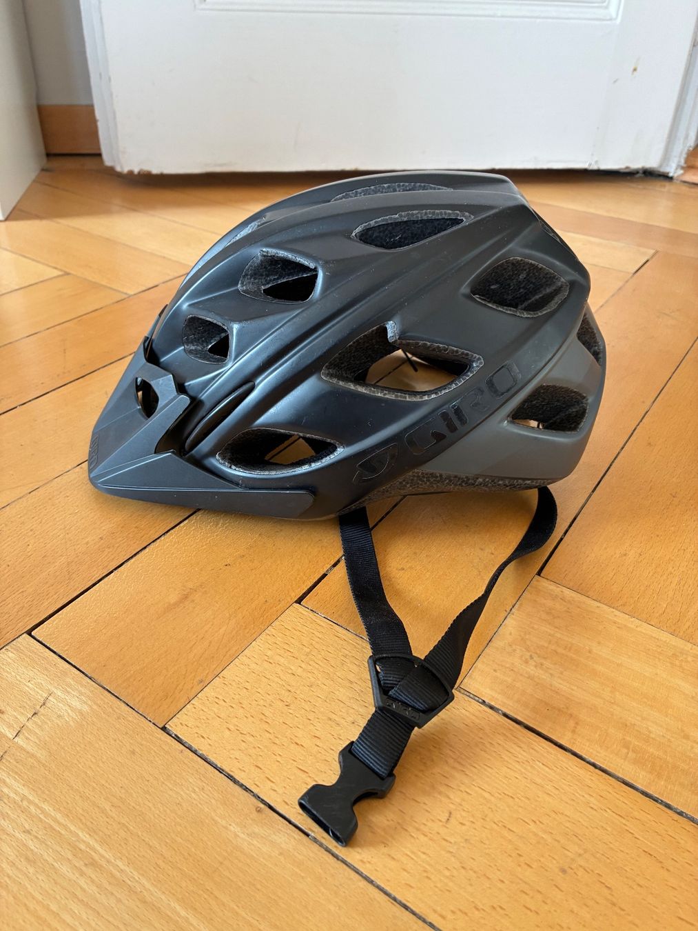 Giro Caschi: Giro Acral Helm – Usato da Fribourg venduto da waves55 2