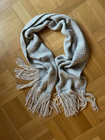 Le Tricot Perugia Made in Italy Strickschal mit Fransen