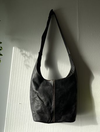 Echtleder Crossbody Bag/Tasche - schwarz mit Reisverschluss
