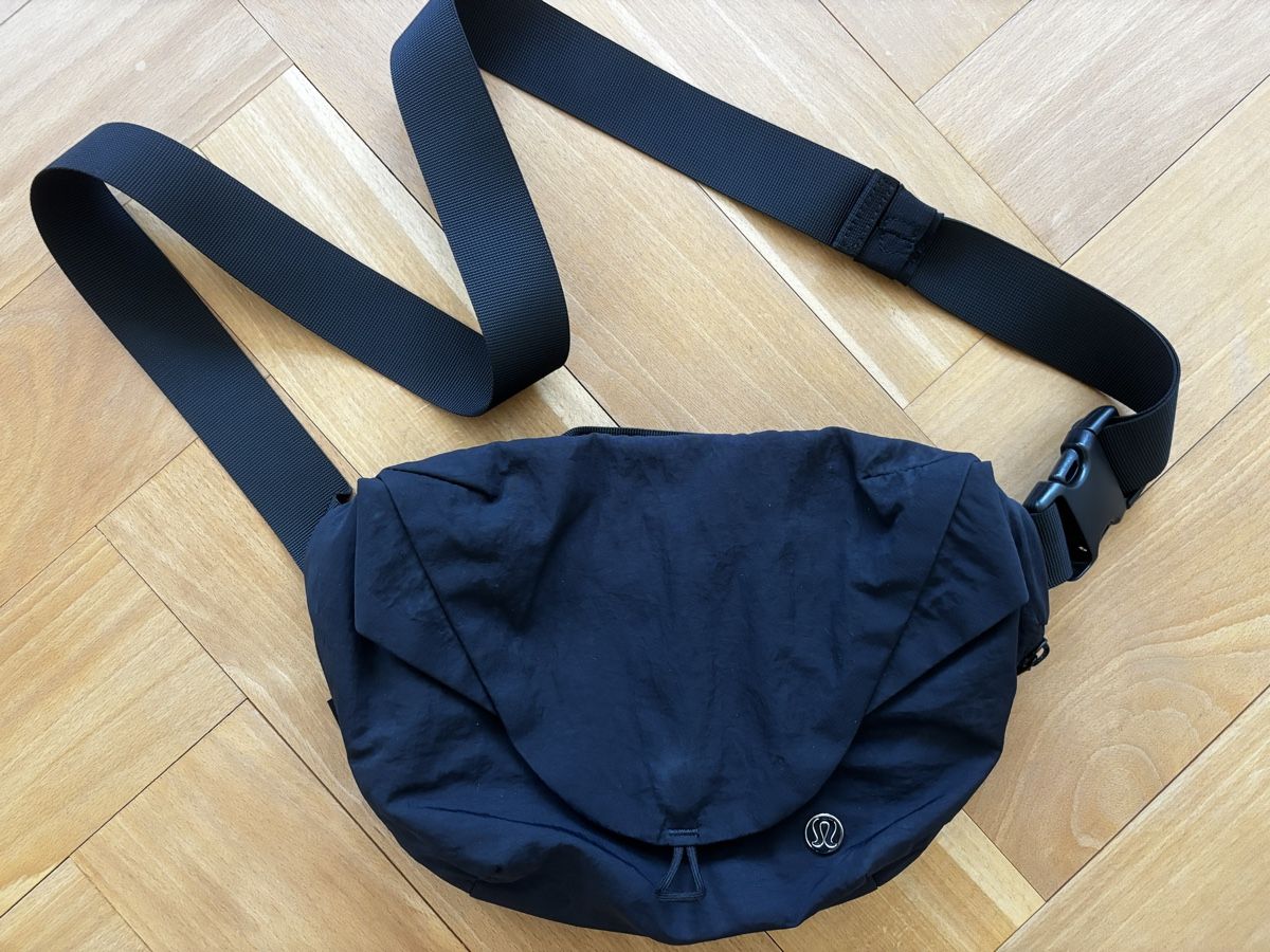 Lululemon Borse: Tasche von Lululemon – Usato da Zürich venduto da LuluK88