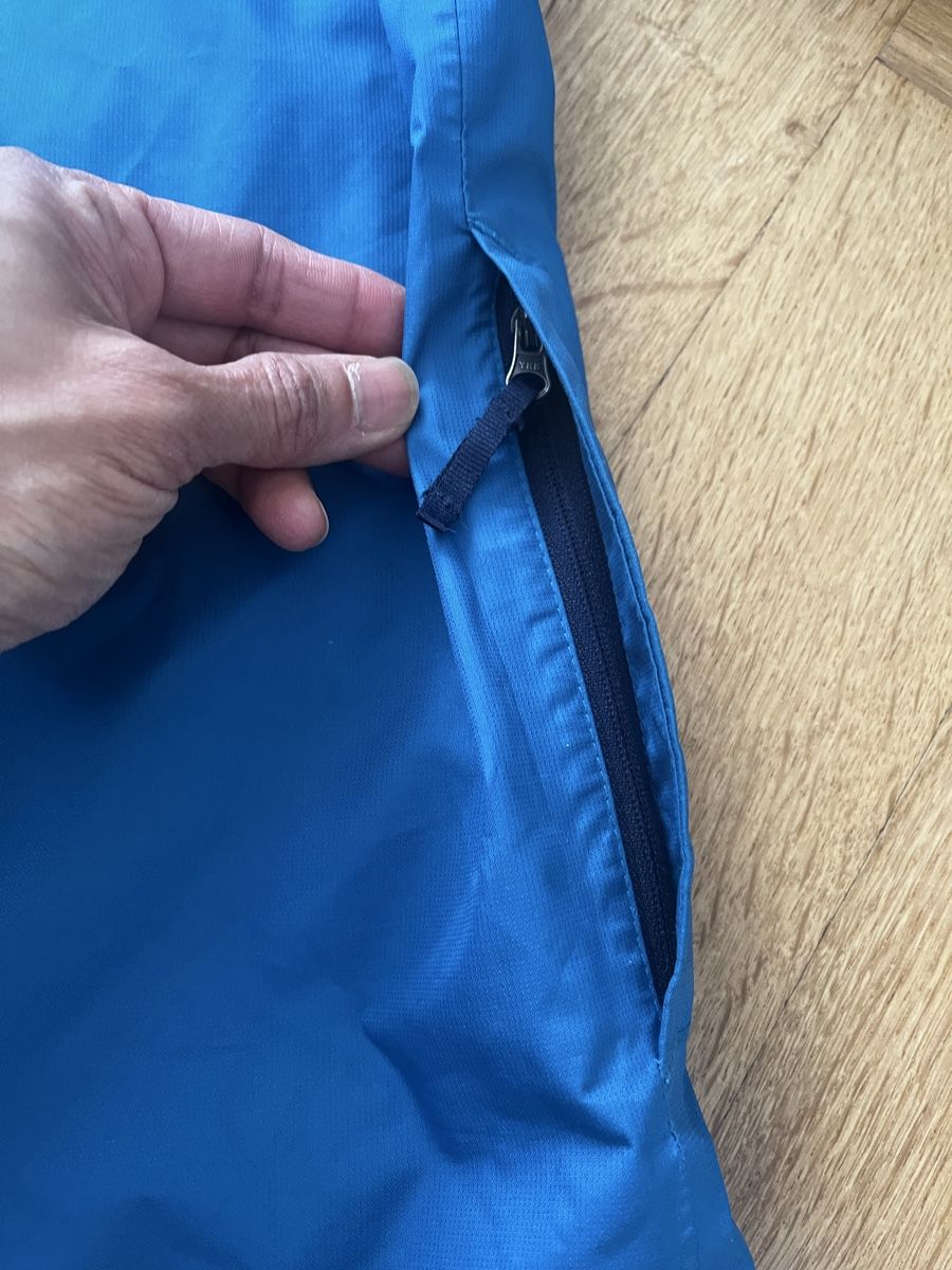 North Face Jacken & Mäntel: The North Face Boys Large Regen Windjacke – Gebraucht aus Aarau von kailing12 3