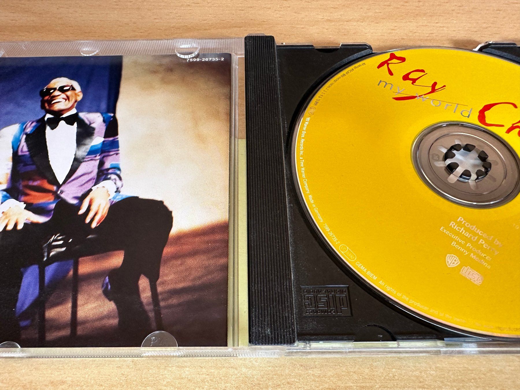 CD: Ray Charles – My World – Usato da Rikon im Tösstal venduto da Alpenmutz 2