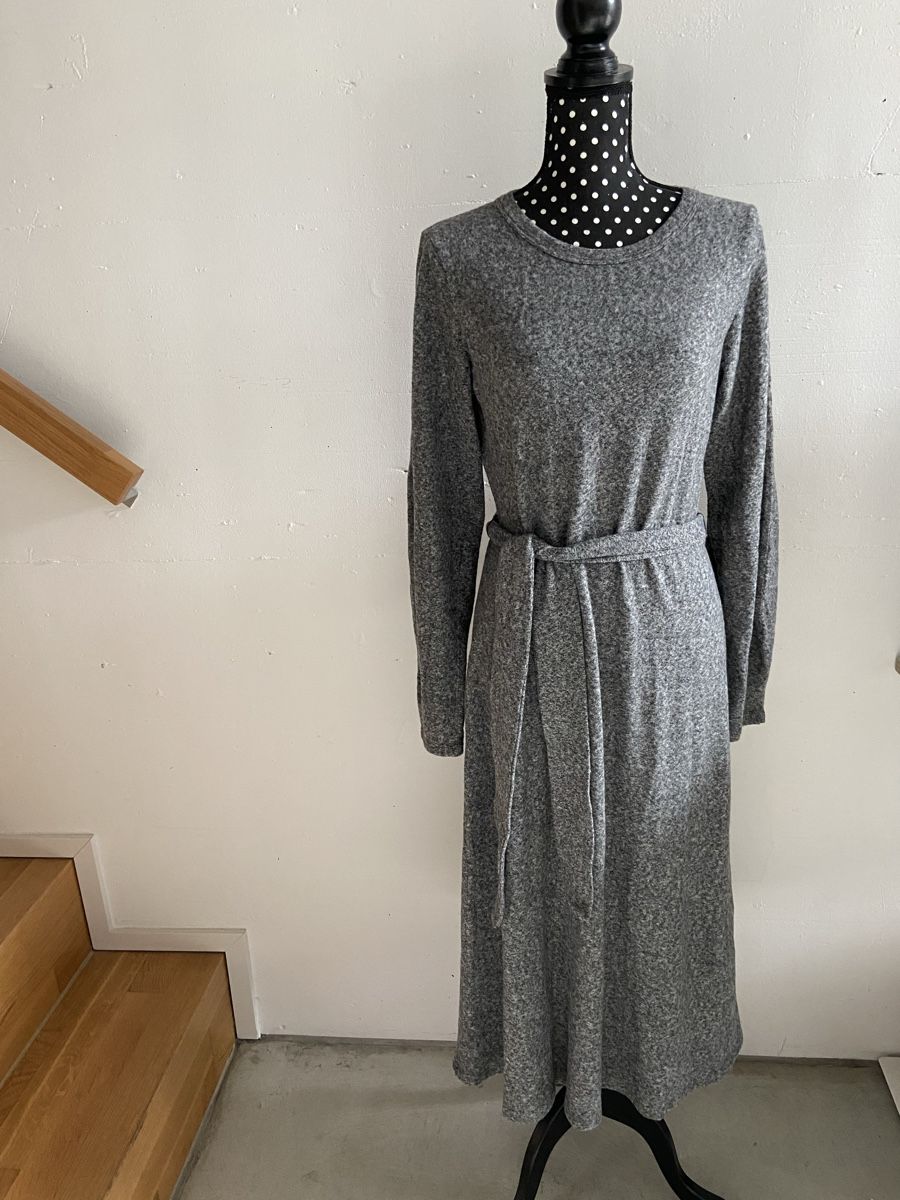 Kleider: Neues Kleid grau mit Gürtel – Neu (gemäss Beschreibung) aus Zürich von Eves.vintage.element 1