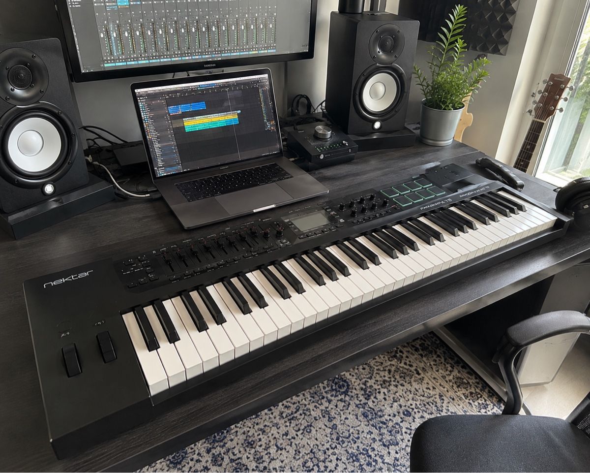 Strumenti musicali: Nektar Panorama T6 MIDI Keyboard Controller – Nuovo (secondo la descrizione) da Lugano venduto da mal_8p7j 1