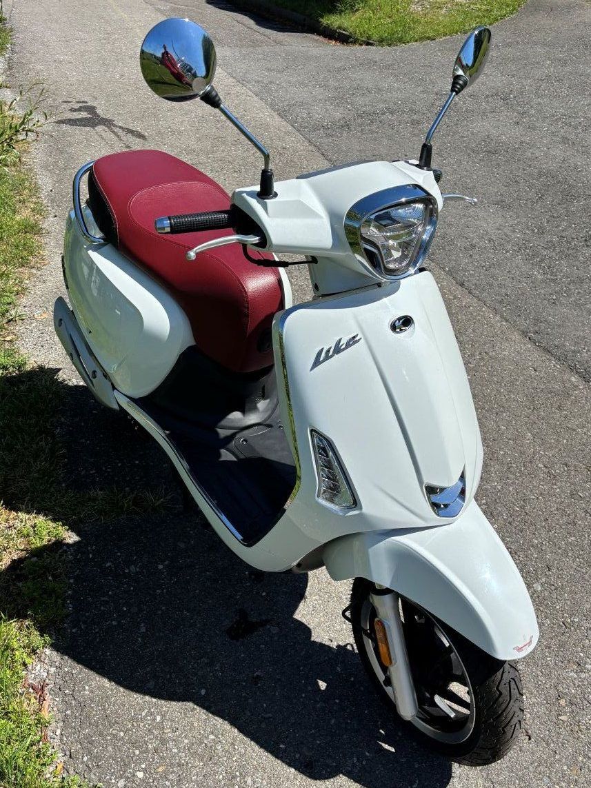 Kymco Scooter: Roller KYMCO New Like II 50 45km/h – Usato da Faulensee venduto da chr_5mly