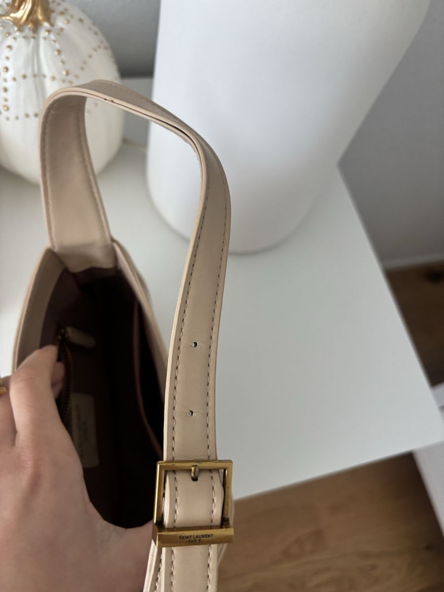 Borse da donna: Shoulder Bag in Beige  – Usato da Horgen venduto da len_qjz9 2