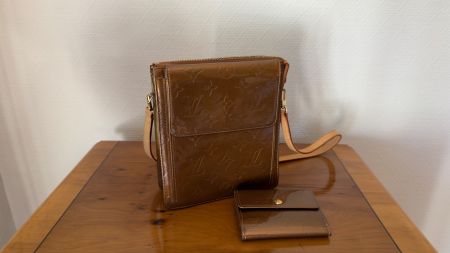 Louis Vuitton Mott Vernis bronze + portefeuille assorti