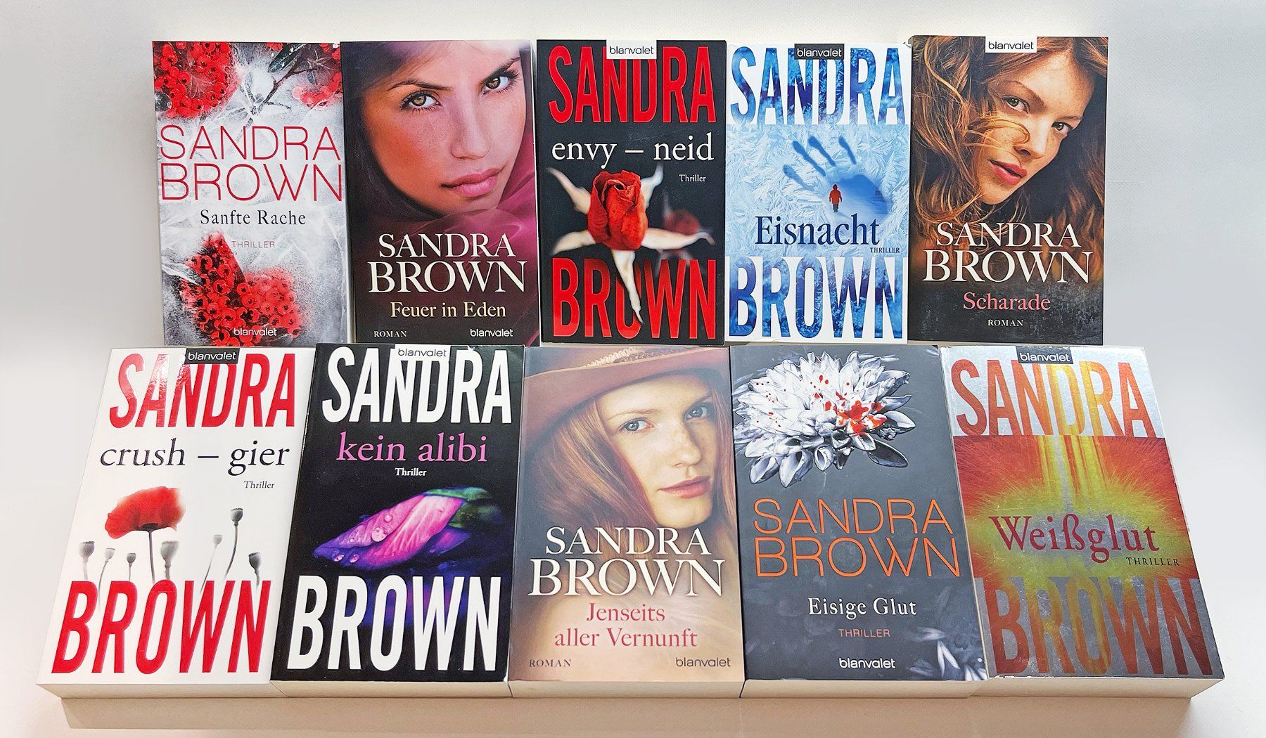 Bücher: Sandra Brown Thriller-Romane, grosse Sammlung – Gebraucht aus Auslikon von Python64 1