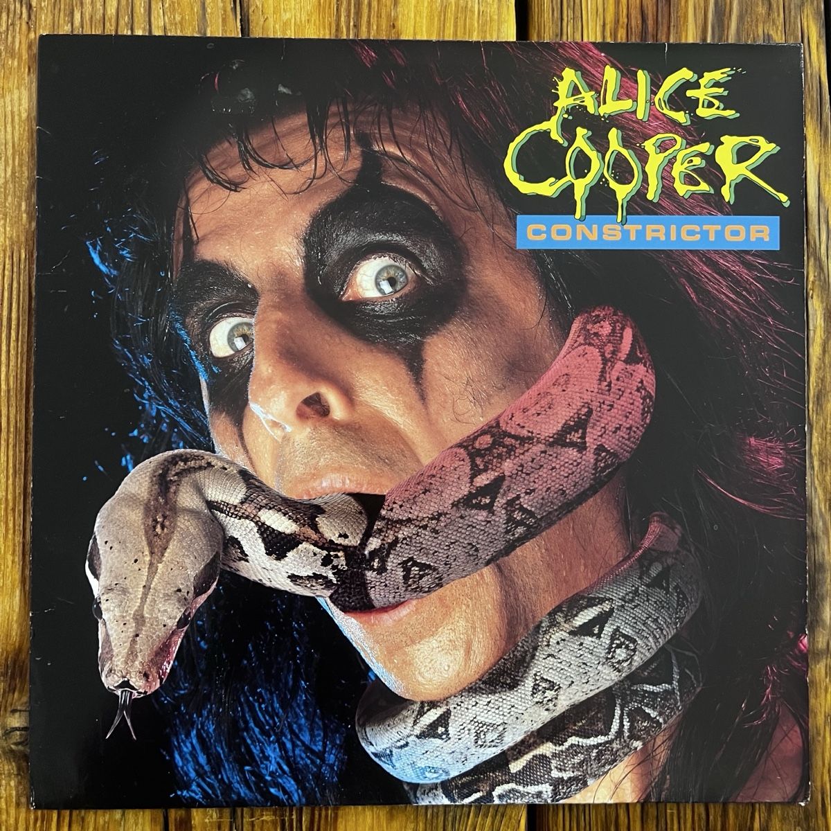 Dischi in vinile: Alice Cooper - Constrictor - Vinyl Near Mint – Usato da Umiken venduto da mar_p7n9