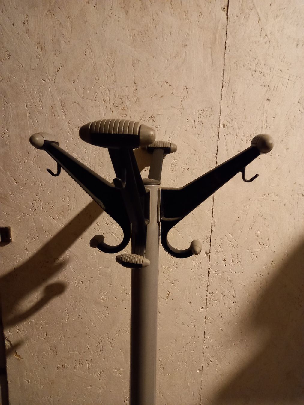 Porte manteau: Garderobe Kleiderständer – D'occasion à Heerbrugg par Domino_1645 2