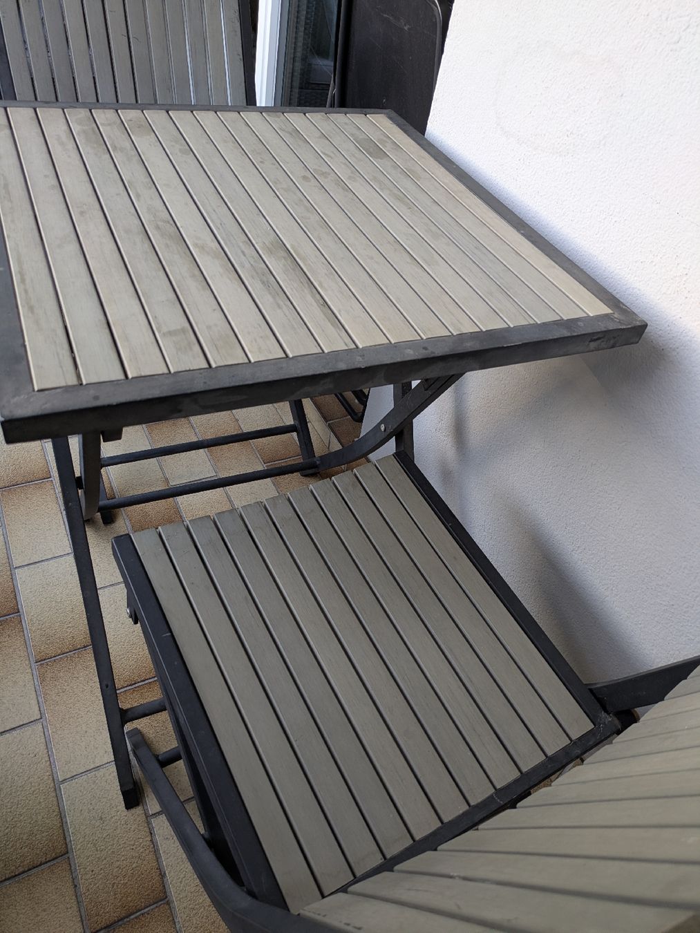 Set di tavolo e panche: Klapptisch mit zwei Stühlen – Usato da Bern venduto da Leali_71 4