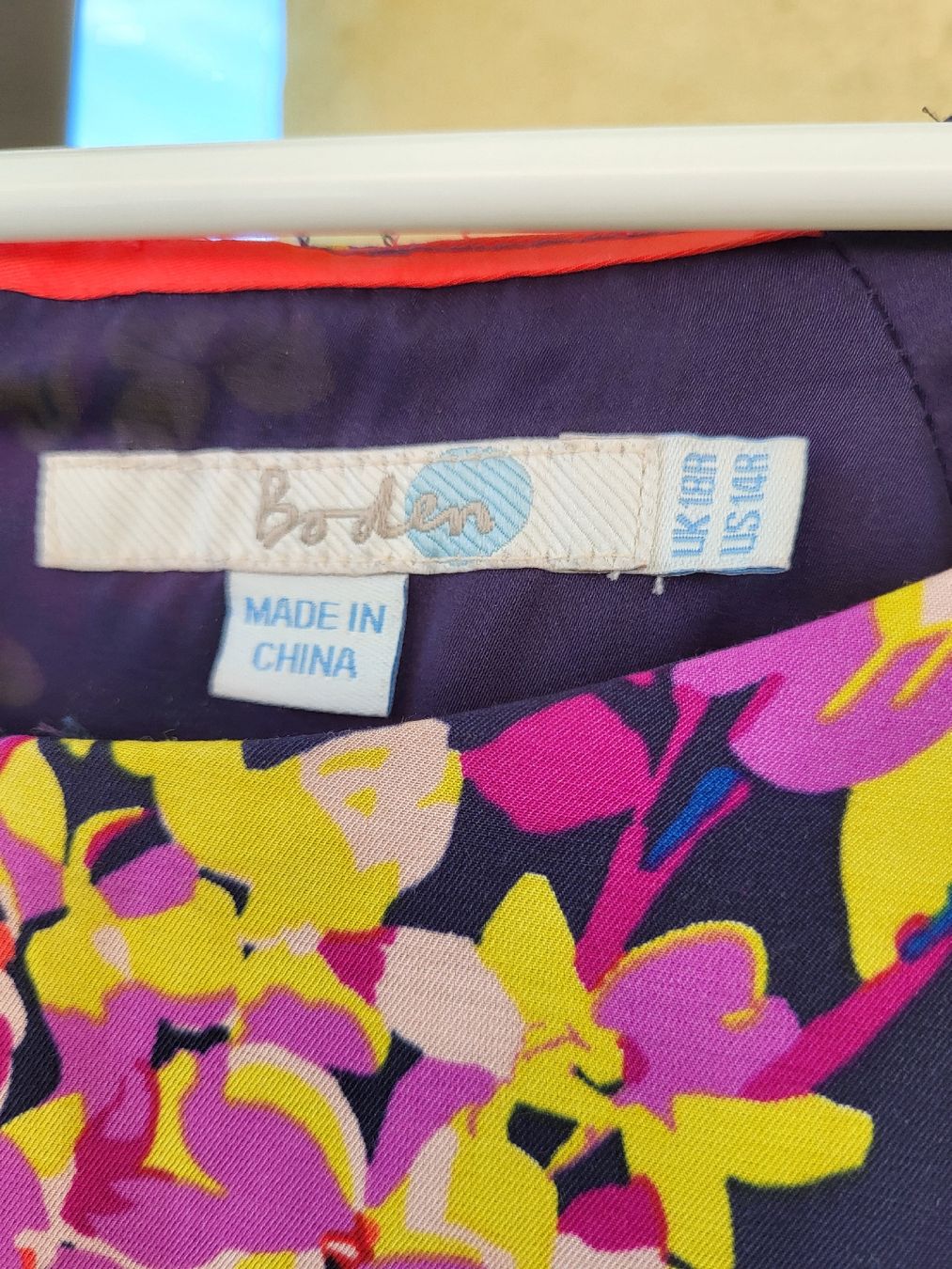 Kleider: Blumenkleid Gr. 44 - Sommerlich & Elegant – Gebraucht aus Zürich von Lizi7 1