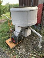 Beton/Mörtel Zwangsmischer. 