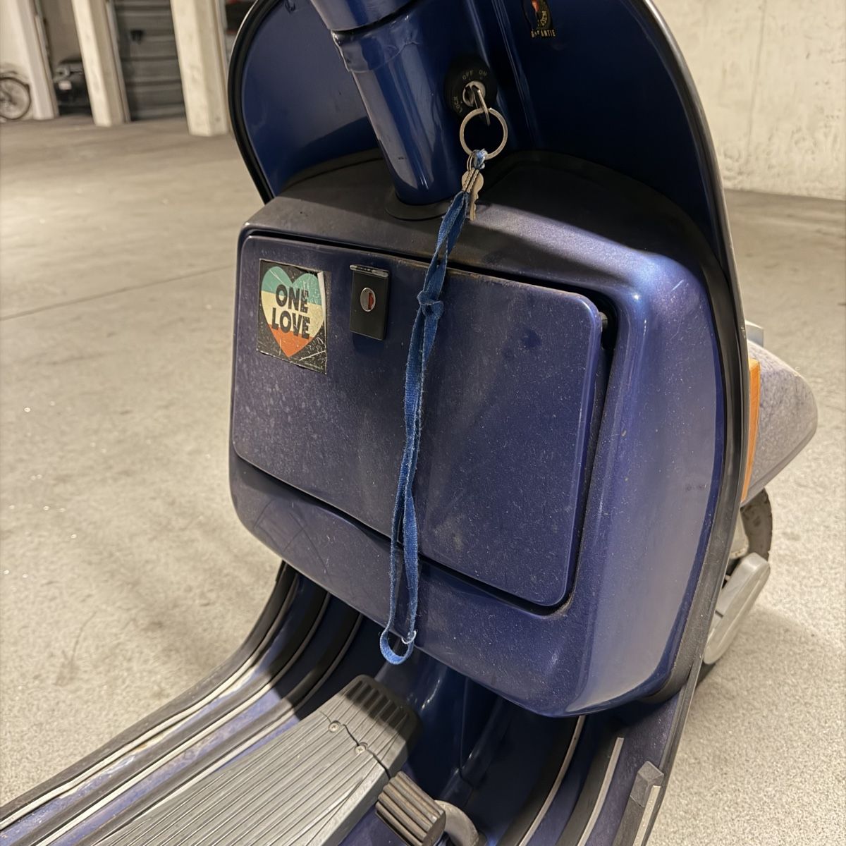 Vespa Scooters: Vespa PX125 – Gebraucht aus Lachen SZ von calabrio156 4