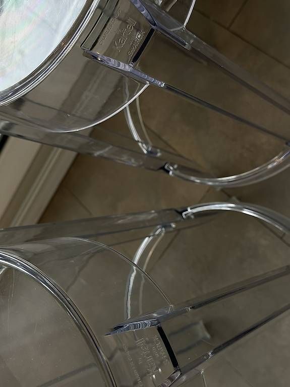 Kartell Hocker: Tabouret haut Charles Ghost by Kartell – Gebraucht aus Montpreveyres von Donlaeti25 4