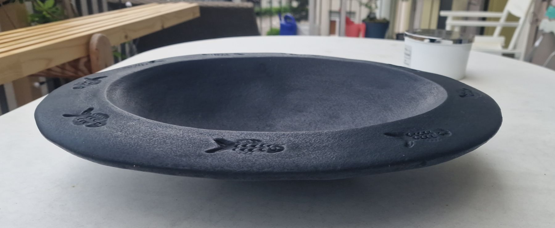 Alle Dekorationen: Grosse Tonschale Schwarz Deko – Gebraucht aus Herisau von mar_p9kd 1
