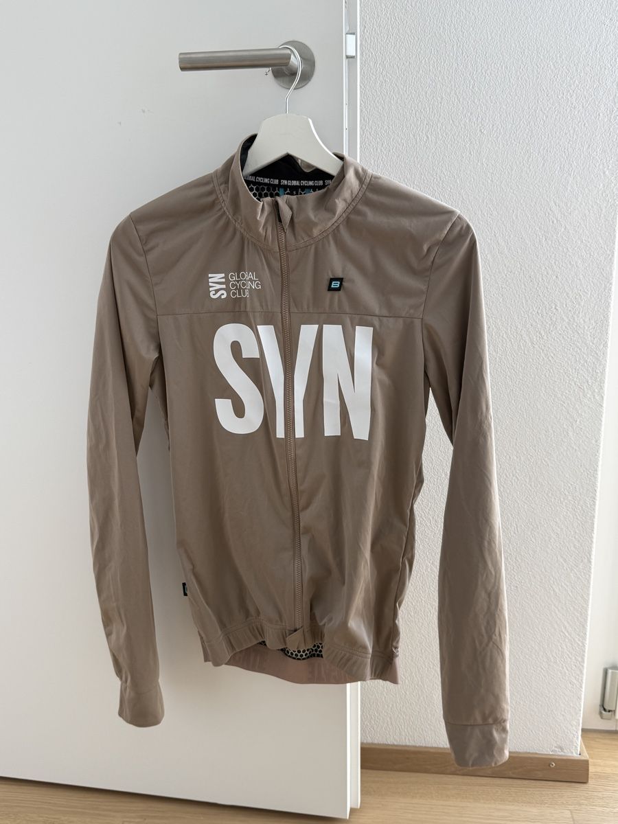 Giacche: SYN defender club jacket – Nuovo (secondo la descrizione) da Uster venduto da Russicksrusso