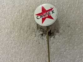 Anstecknadel 39: Caltex